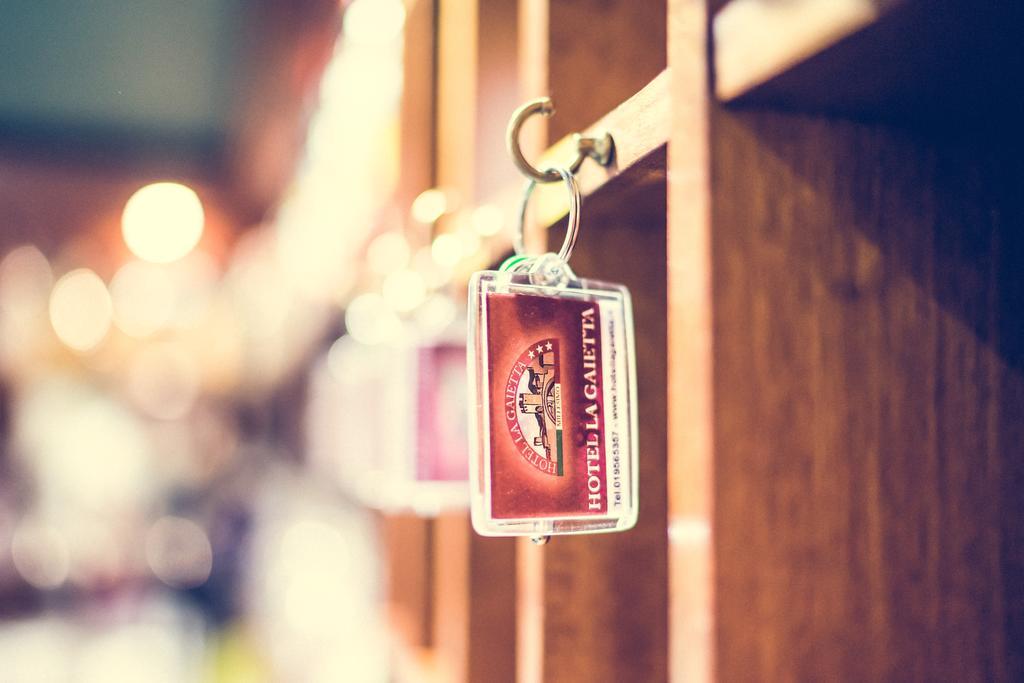 Hotel La Gaietta Millesimo Екстериор снимка