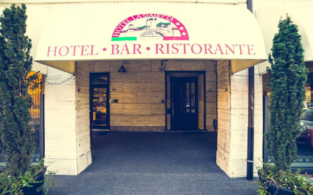 Hotel La Gaietta Millesimo Екстериор снимка